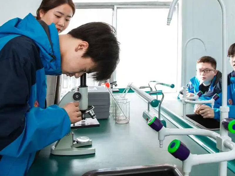 富平化学实验室