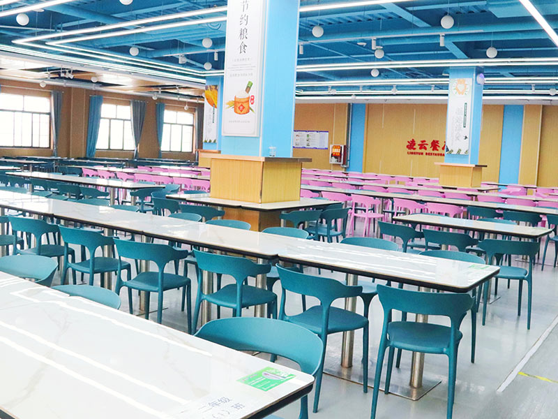 富平学生餐厅
